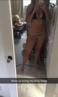 Gabbie Hanna feet photo thumbnail
