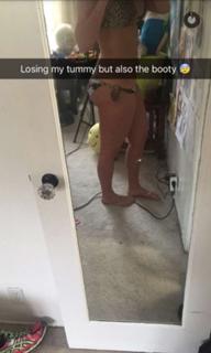 Gabbie Hanna feet photo thumbnail