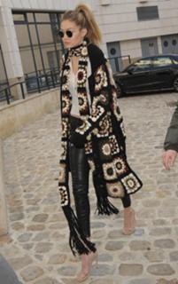 Gigi Hadid feet photo thumbnail