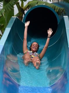 Charlotte Crosby feet photo thumbnail