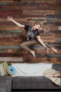 Grace Helbig feet photo thumbnail