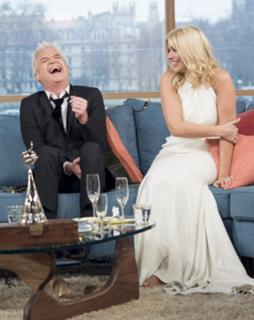 Holly Willoughby feet photo thumbnail