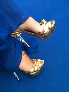 Kylie Minogue feet photo thumbnail