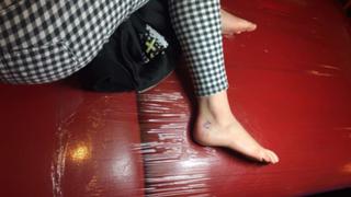 Bella Thorne feet photo thumbnail