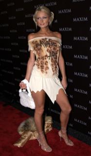 Paris Hilton feet photo thumbnail
