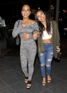 Karrueche Tran feet photo thumbnail
