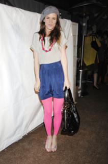 Juliette Lewis feet photo thumbnail