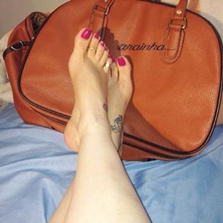 Jaqueline Mello feet photo thumbnail