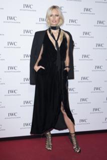 Karolina Kurkova feet photo thumbnail