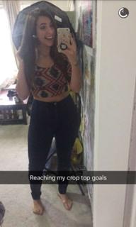 Gabbie Hanna feet photo thumbnail