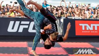 Ronda Rousey feet photo thumbnail