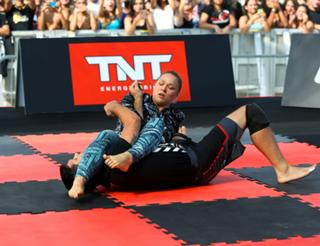 Ronda Rousey feet photo thumbnail