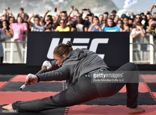 Ronda Rousey feet photo thumbnail