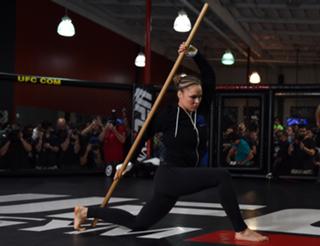 Ronda Rousey feet photo thumbnail