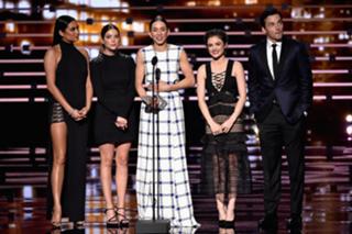 Shay Mitchell feet photo thumbnail