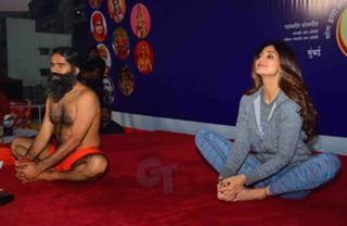 Shilpa Shetty Kundra feet photo thumbnail