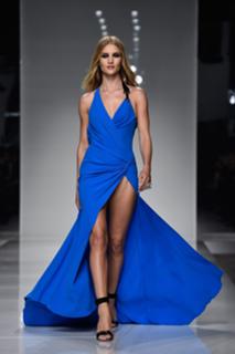 Rosie Huntington-Whiteley feet photo thumbnail