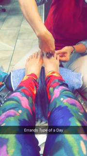 Nikki Garcia feet photo thumbnail