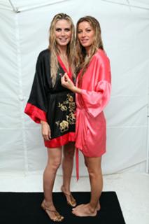 Heidi Klum feet photo thumbnail