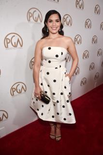 America Ferrera feet photo thumbnail