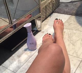 Ashley Benson feet photo thumbnail