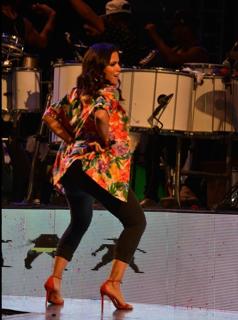 Anitta feet photo thumbnail