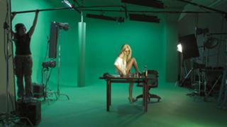 Lindsay Lohan feet photo thumbnail