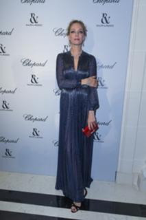 Uma Thurman feet photo thumbnail