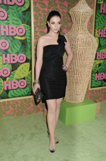 Michelle Trachtenberg feet photo thumbnail