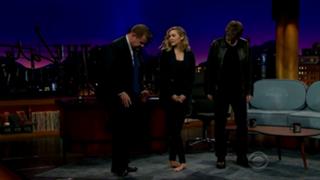 Elizabeth Olsen feet photo thumbnail
