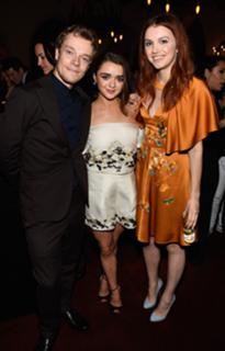 Maisie Williams feet photo thumbnail