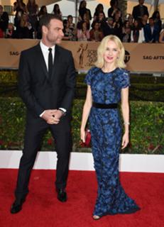 Naomi Watts feet photo thumbnail