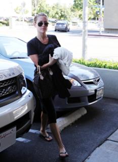 Kristin Cavallari feet photo thumbnail