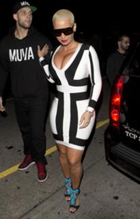 Amber Rose feet photo thumbnail