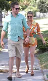 Jessica Simpson feet photo thumbnail