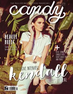 Kendall Jenner feet photo thumbnail