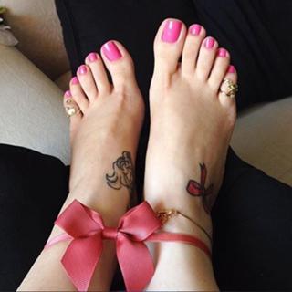 Jaqueline Mello feet photo thumbnail