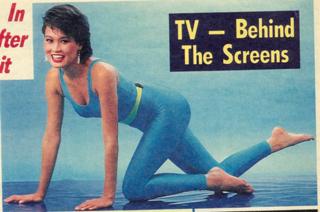 Tia Carrere feet photo thumbnail