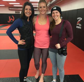 Holly Holm feet photo thumbnail