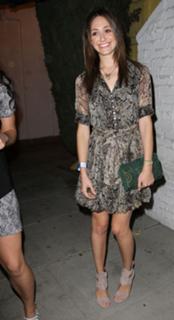 Emmy Rossum feet photo thumbnail