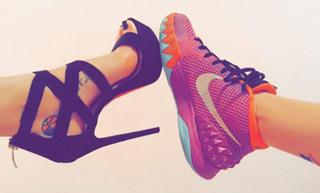 Valentina Vignali feet photo thumbnail