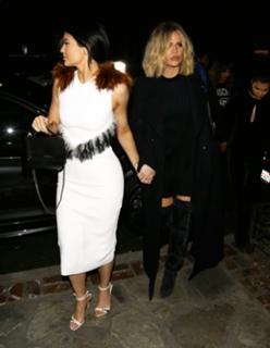 Kylie Jenner feet photo thumbnail