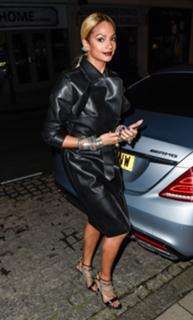 Alesha Dixon feet photo thumbnail