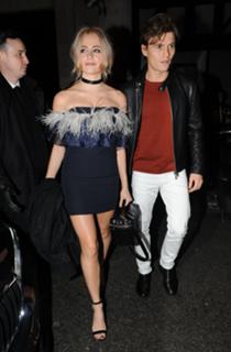 Pixie Lott feet photo thumbnail