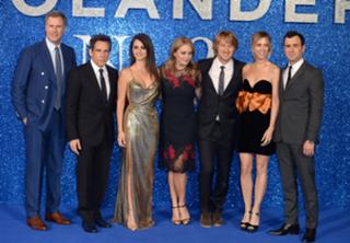 Penélope Cruz feet photo thumbnail