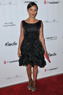 Jada Pinkett Smith feet photo thumbnail