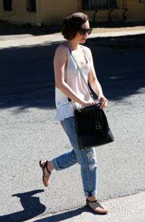 Lily Collins feet photo thumbnail