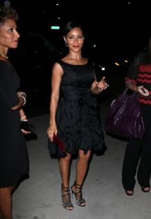 Jada Pinkett Smith feet photo thumbnail