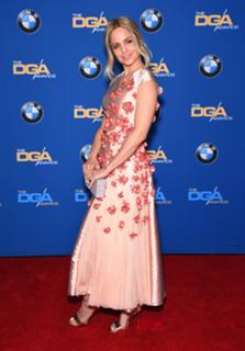 Mena Suvari feet photo thumbnail