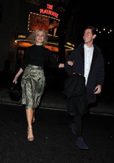 Pixie Lott feet photo thumbnail